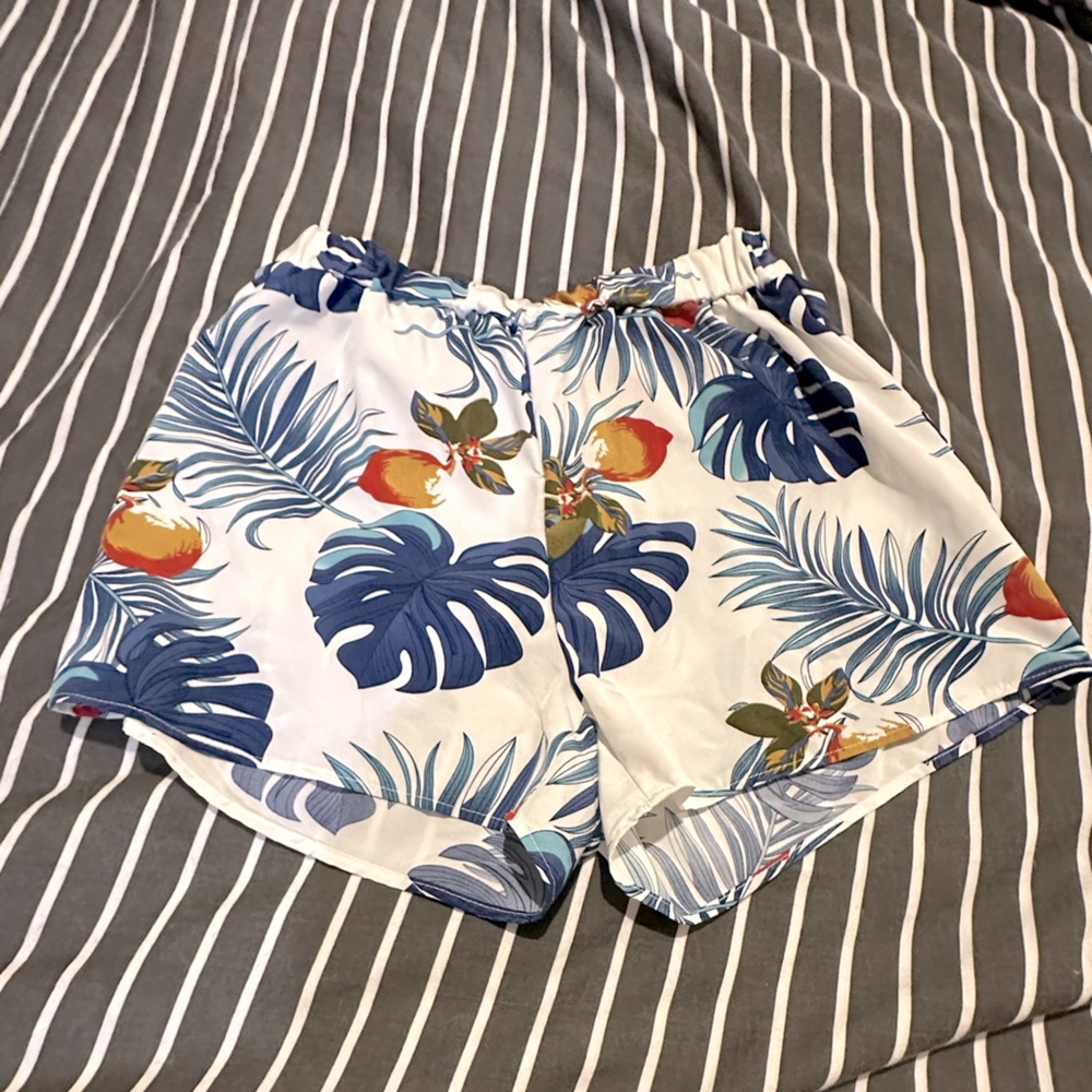 Beach’y Shorts